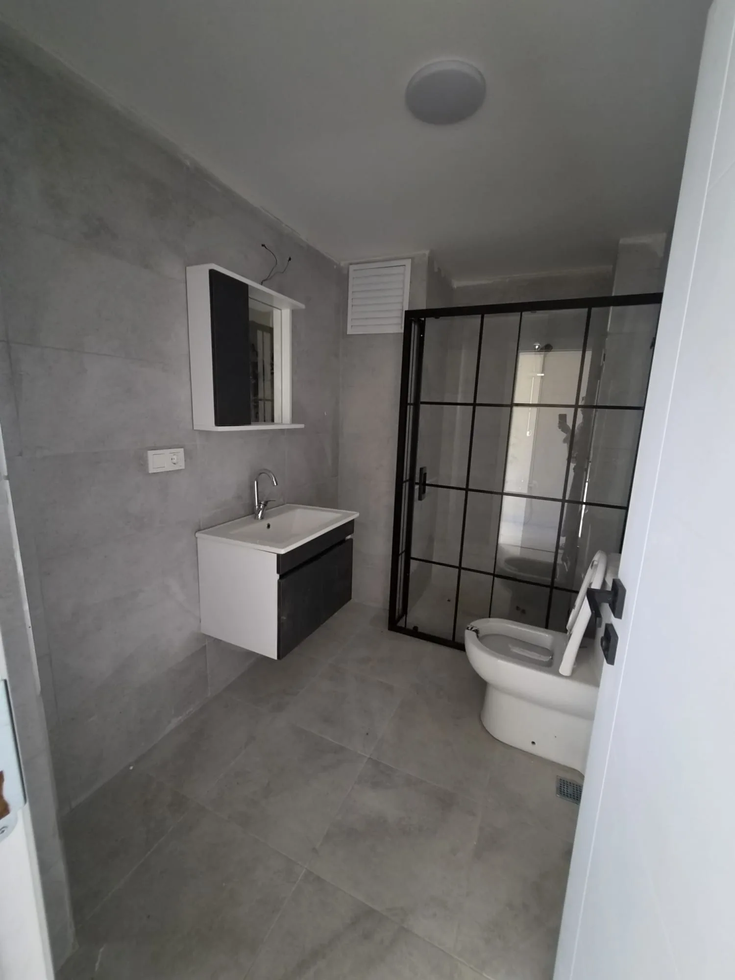 Sultanbeyli Battalgazi'de Satılık Sıfır 140 M2 3+2 Dubleks Daire